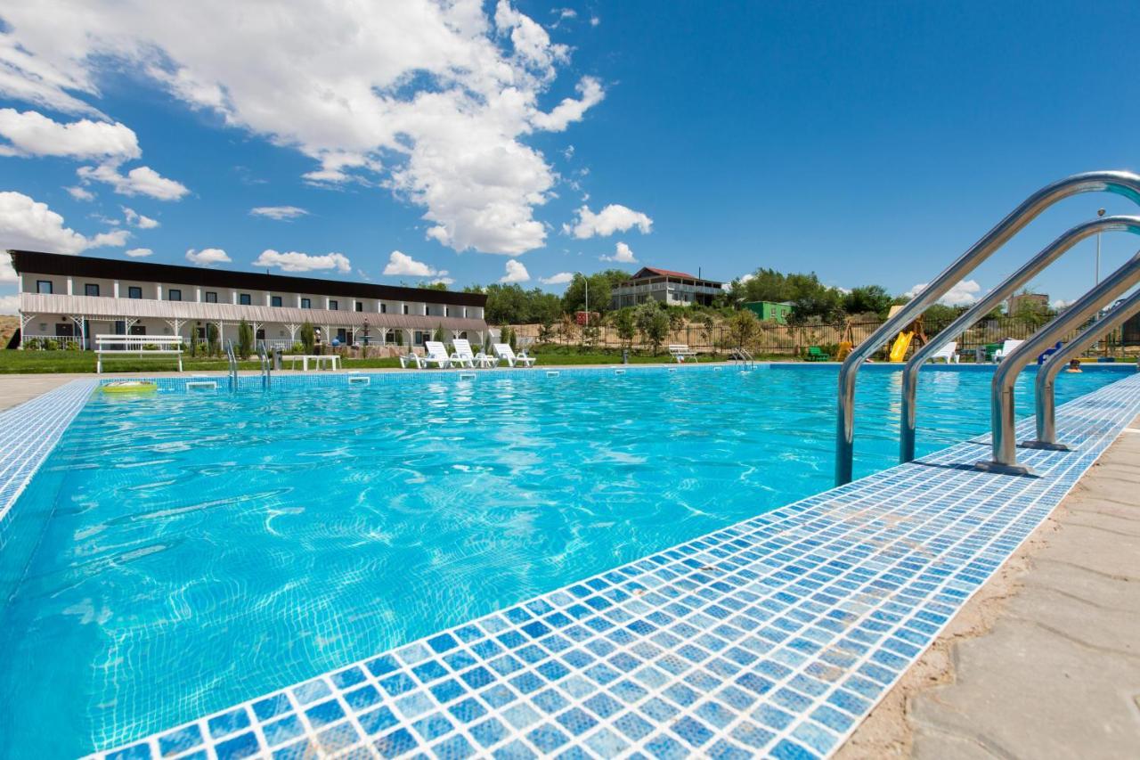 La Dolce Vita Resort Kapchagay Exterior foto