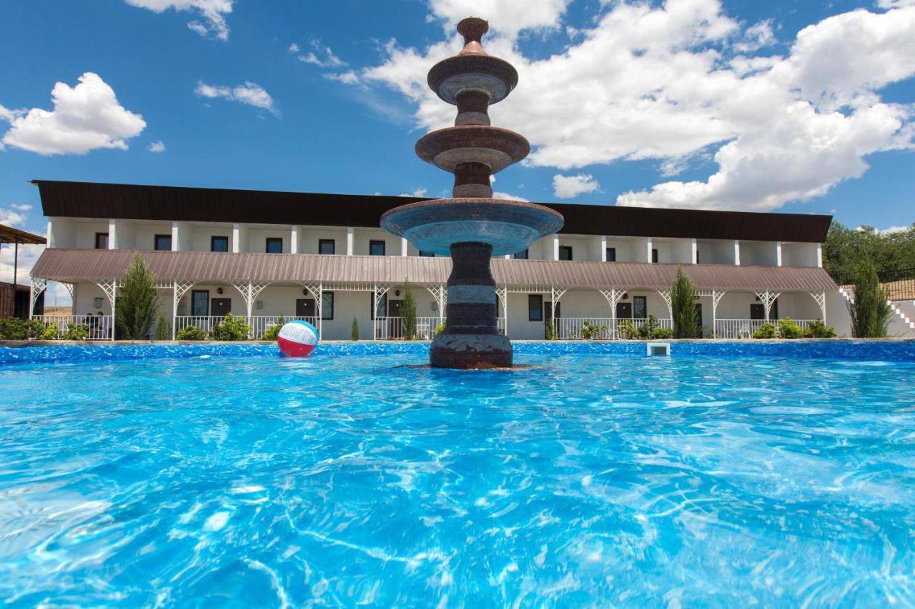 La Dolce Vita Resort Kapchagay Exterior foto