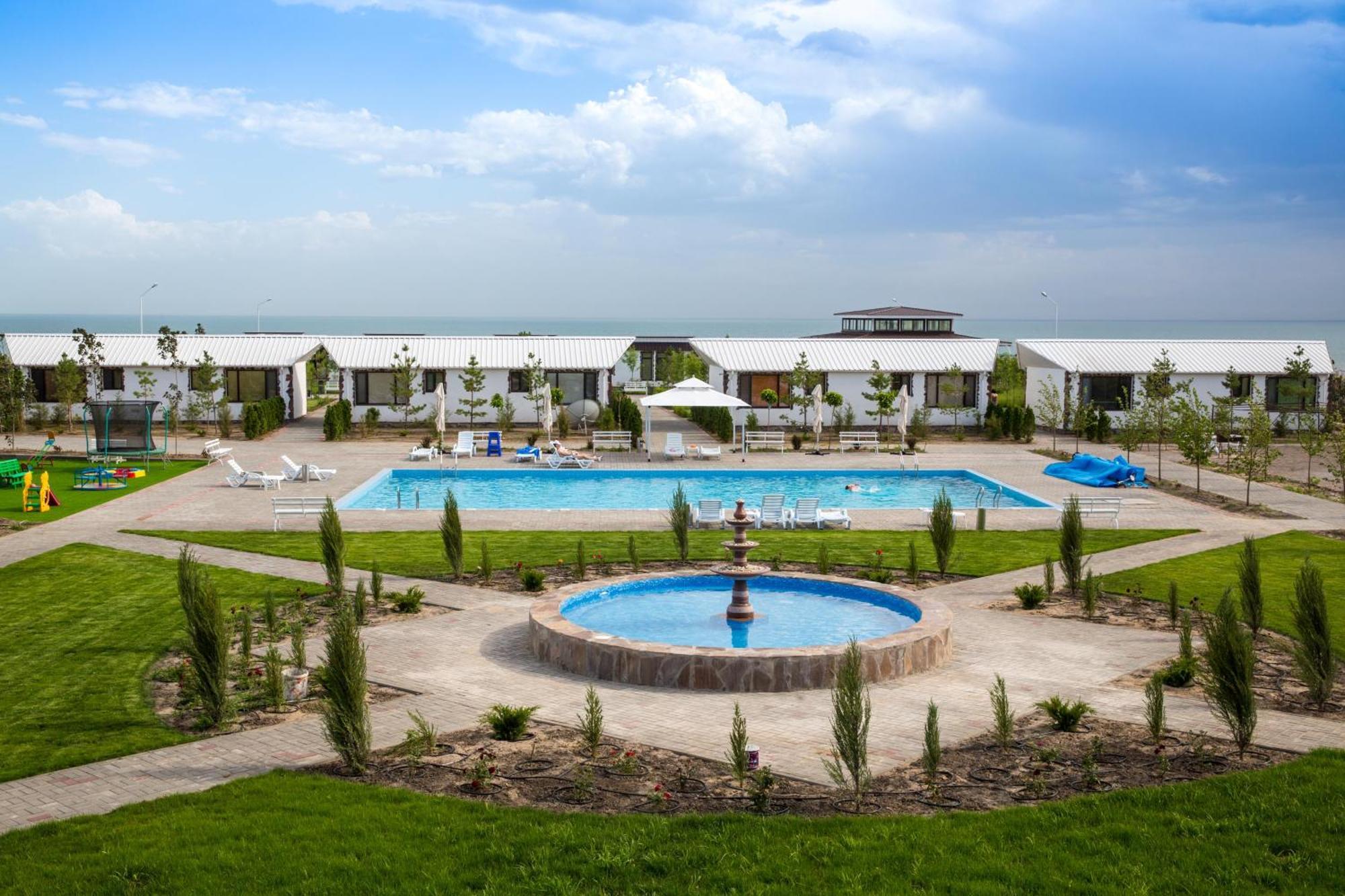 La Dolce Vita Resort Kapchagay Exterior foto