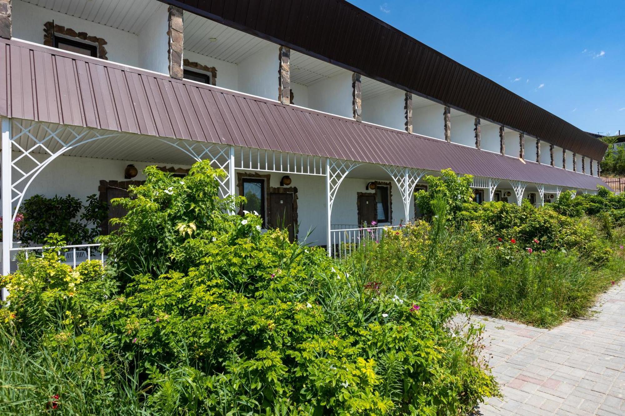 La Dolce Vita Resort Kapchagay Exterior foto